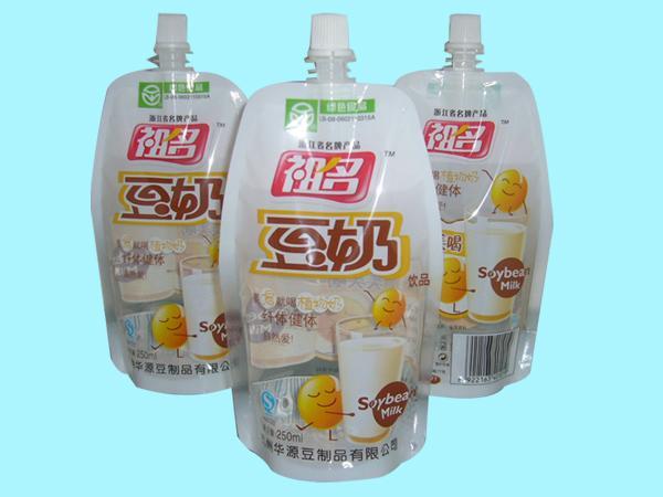 ���{���b